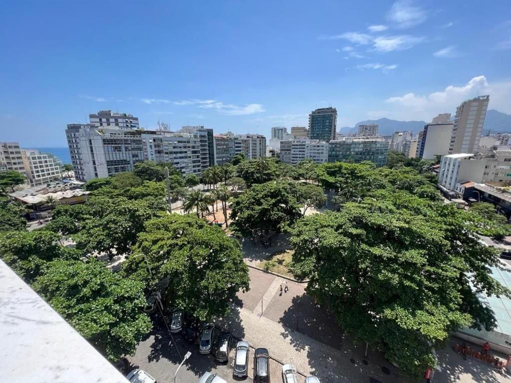Localizacao Perfeita A 200 Metros Da De Ipanema *